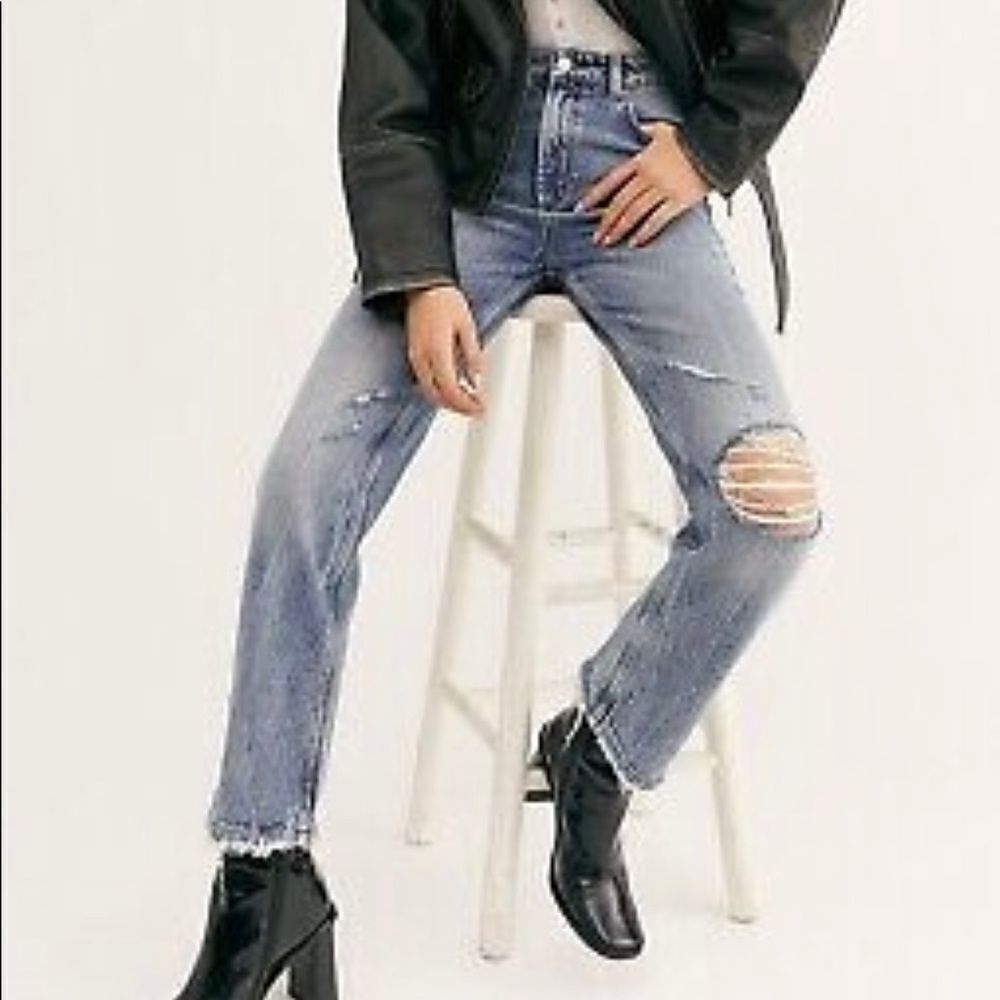 New Free People women’s High Rise straight leg distresses jeans size 26 - Picture 2 of 11